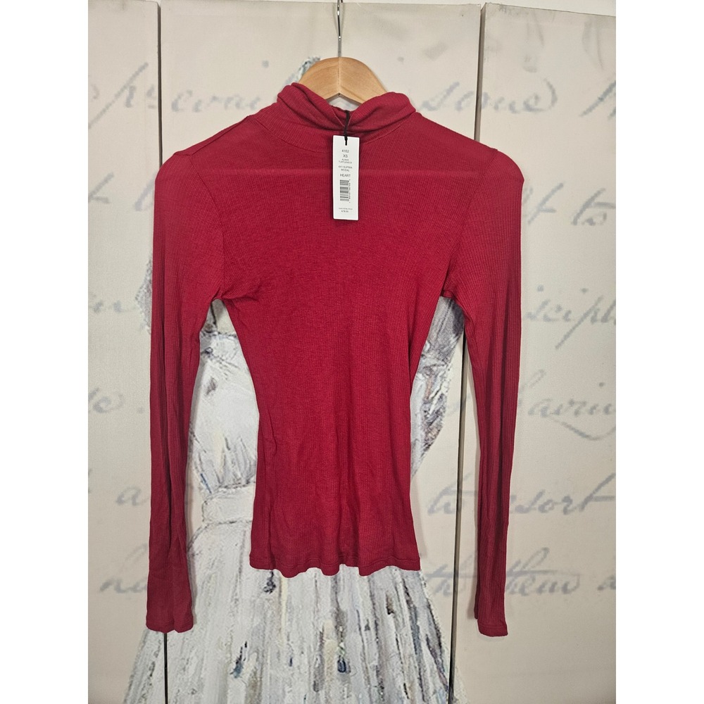 Michael Stars Alanis Turtleneck Top Heart Red Ribbed Supima Modal XS NEW